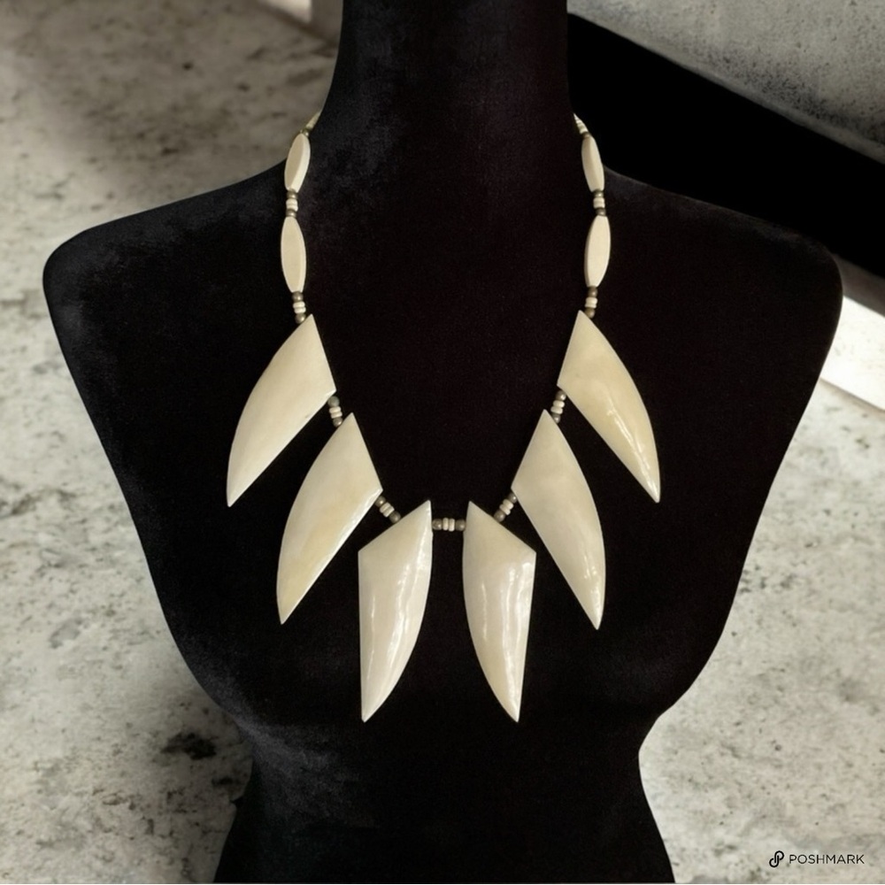 💖 Carved Bone Statement Necklace 💖